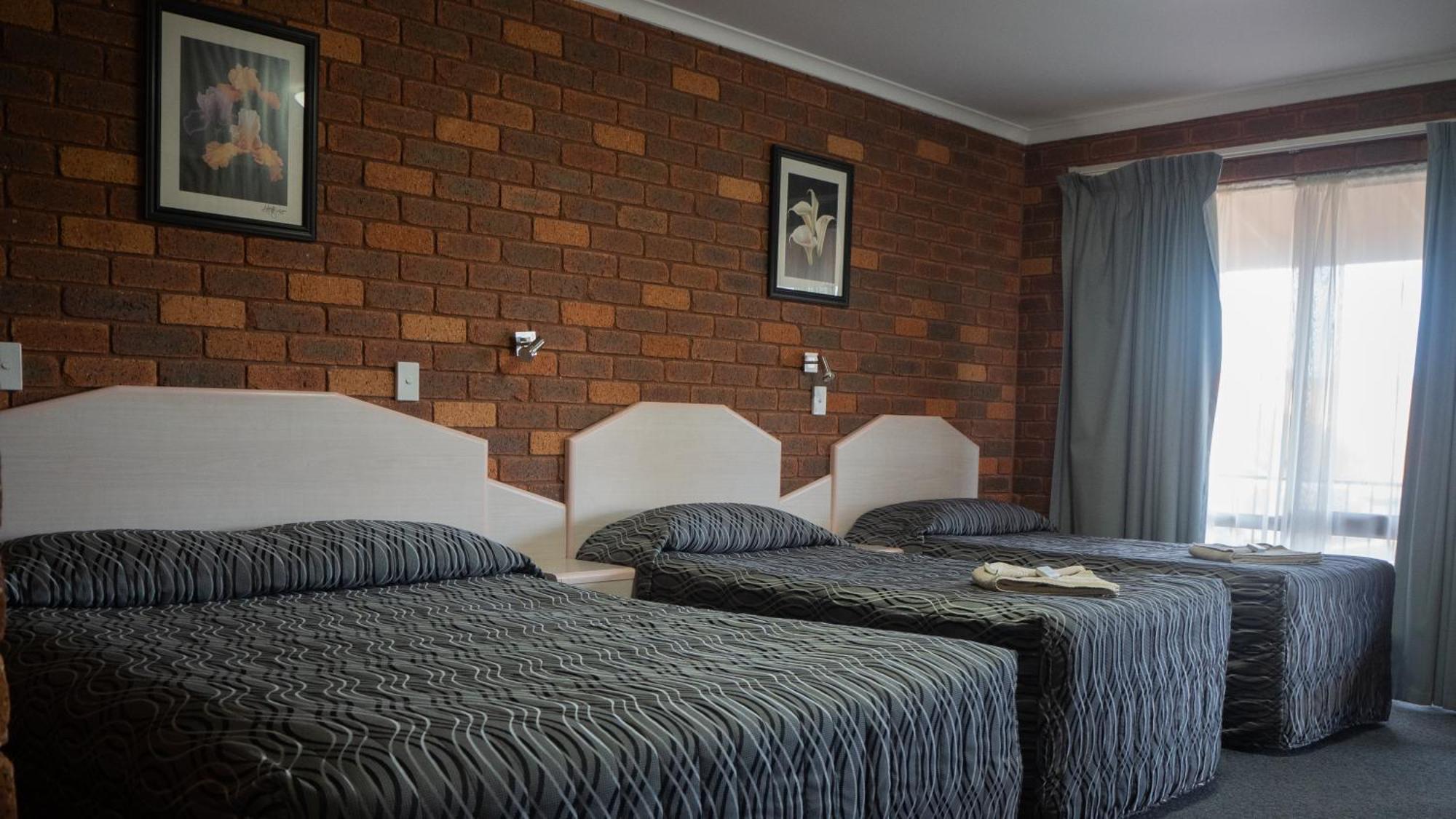 Yambil Inn Griffith Exteriör bild
